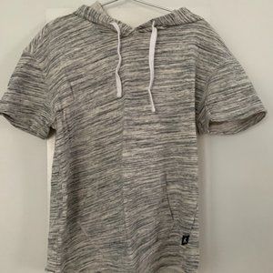 T-shirt Hoodie